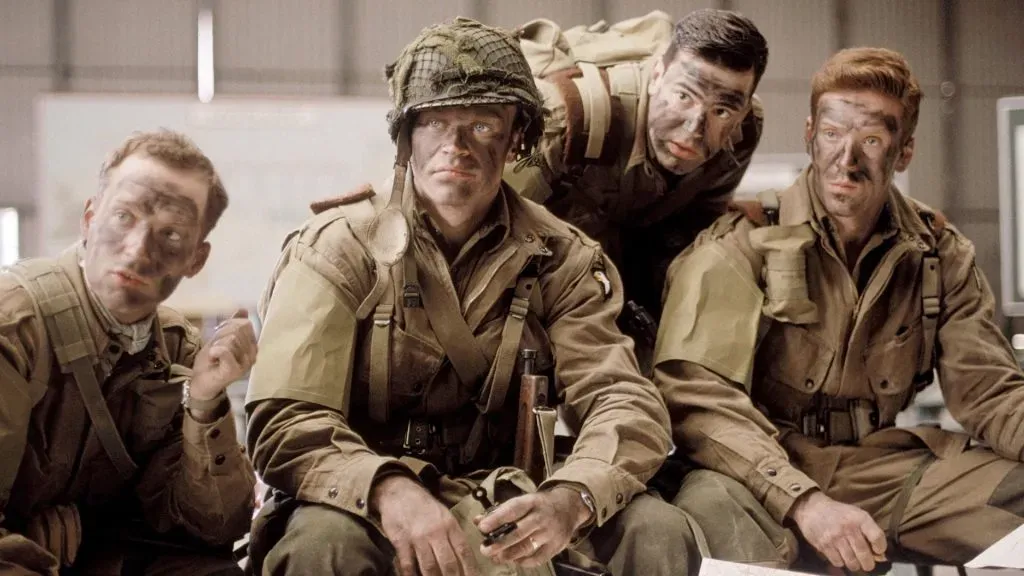 El elenco de Hermanos de Sangre (Band of Brothers). (IMDb)