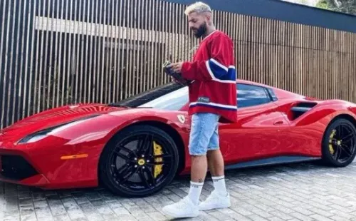 Una impresionante Ferrari 488 en el garaje de Maluma (Instagram)