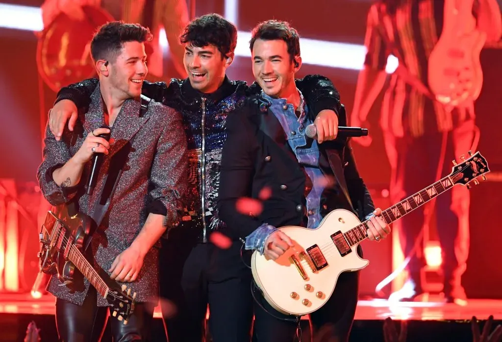 Jonas Brothers harán gira en 2023 y 2024 (Photo by Kevin Winter/Getty Images for dcp).