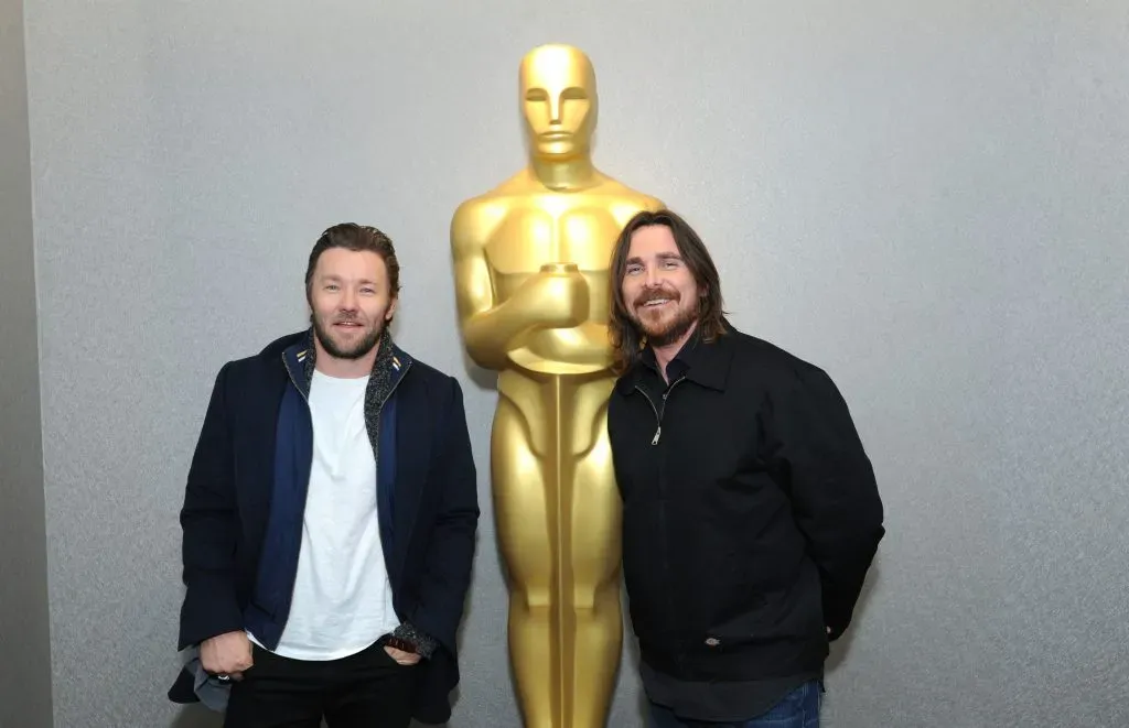 Joel Edgerton y Christian Bale asisten a la proyección oficial para miembros de la Academia de Exodus: Dioses y Reyes, organizada por la Academia de las Artes y las Ciencias Cinematográficas el 8 de diciembre de 2014 en Nueva York. Imagen: Getty Images.