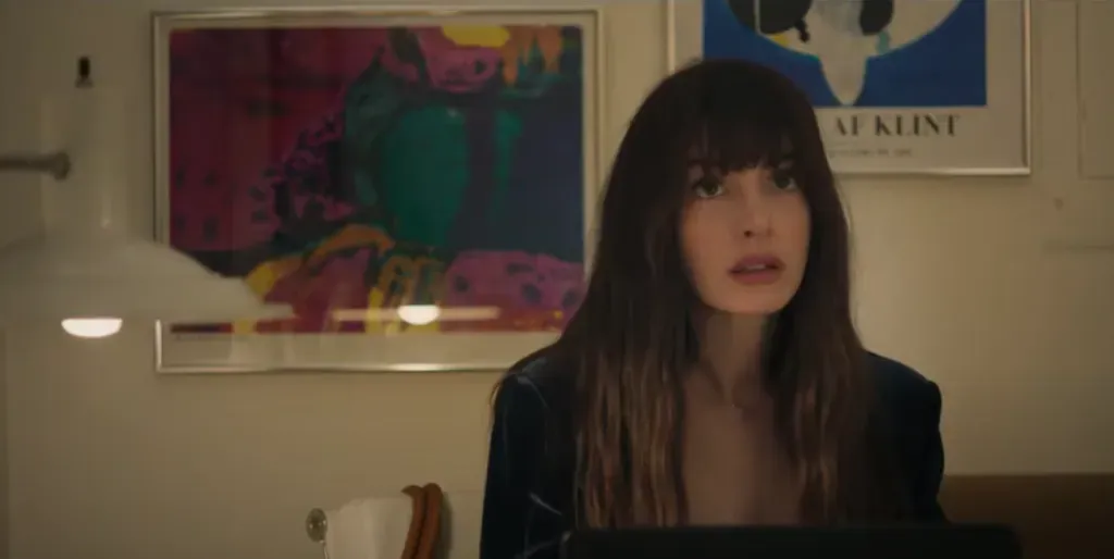 Anne Hathaway lidera al elenco de La idea de ti. Imagen: @PrimeVideoMX.