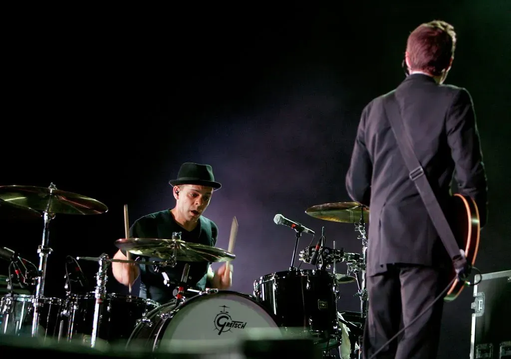 Sam Fogarino (izquierda) y Daniel Kessler (derecha), en una presentación realizada en 2007 en el festival de Coachella. Imagen: Getty Images.