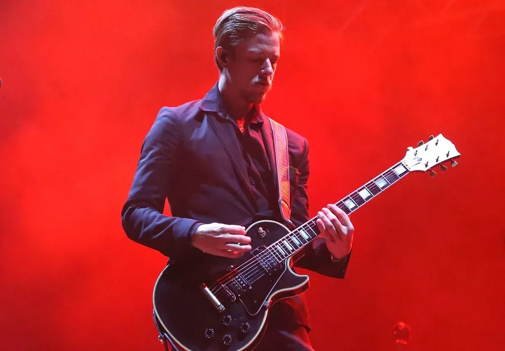 Paul Banks vivió un tiempo en España y México, lo que explica que hable español de forma casi perfecta. Imagen: Getty Images.