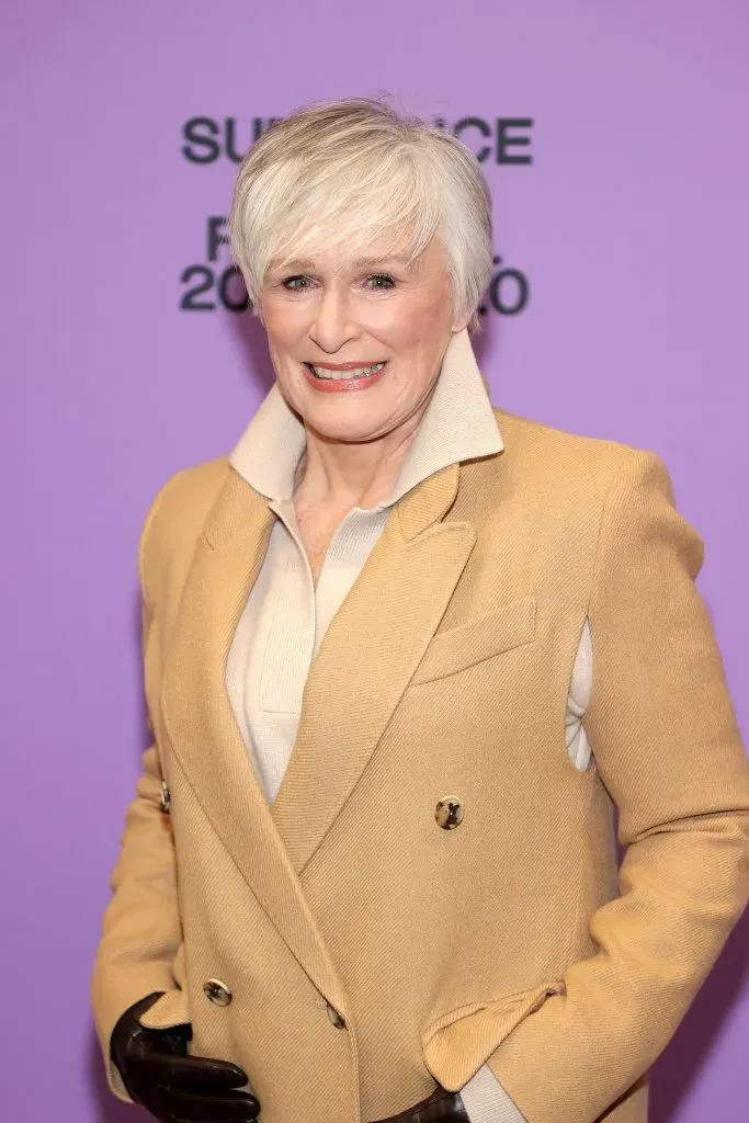 Glenn Close interpreta a Deb, la madre de Molly en esta desgarradora historia. Imagen: Getty Images.