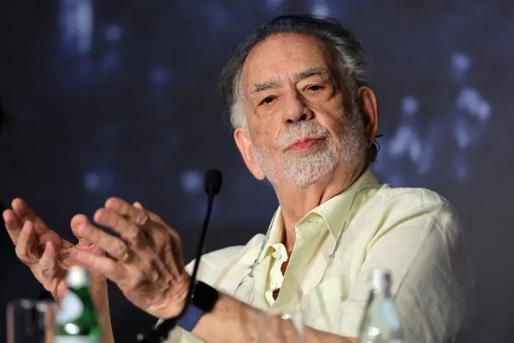 El director Francis Ford Coppola asiste a la rueda de prensa de Megalópolis previa a la 77ª edición del Festival de Cine de Cannes, en el Palais des Festivals el 17 de mayo de 2024 en Cannes, Francia. Imagen: Getty Images.