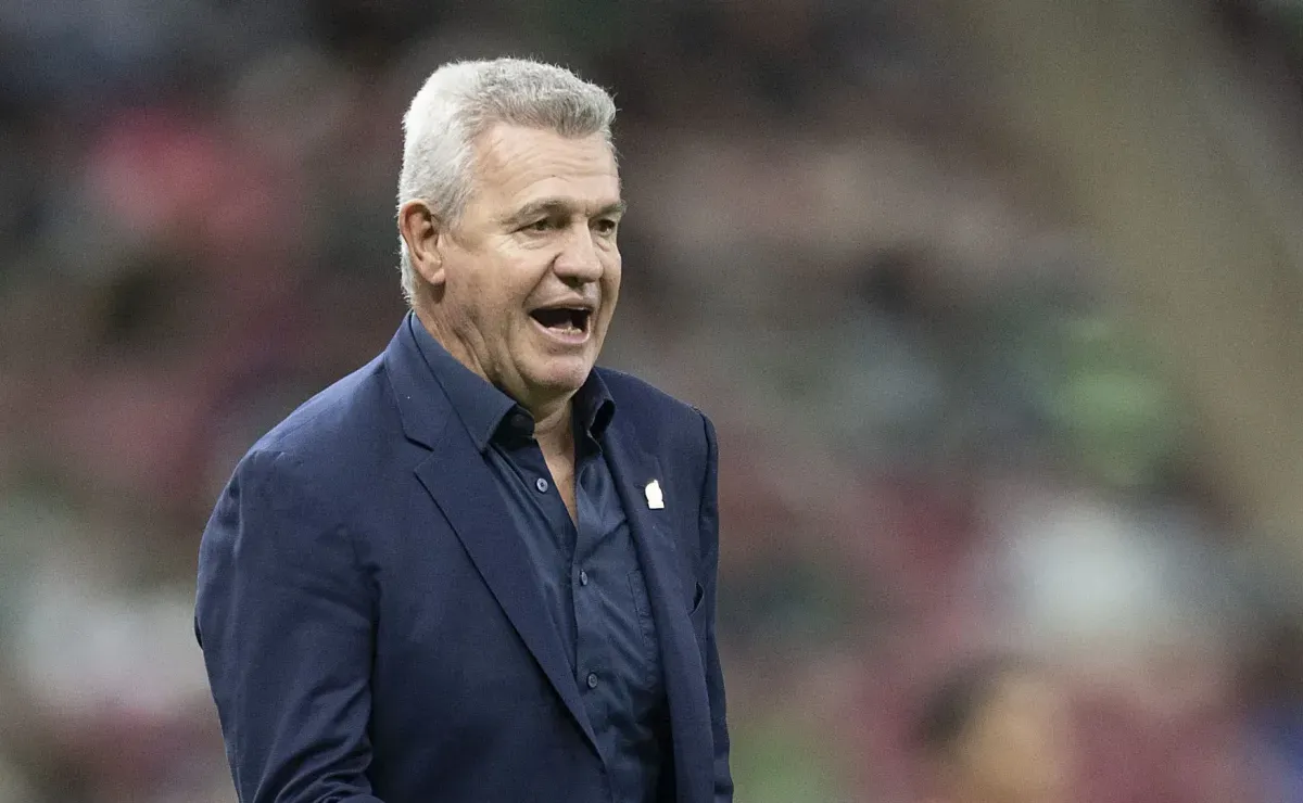 Sacudón de Javier Aguirre: la polémica medida que golpearía a dos figuras de Cruz Azul