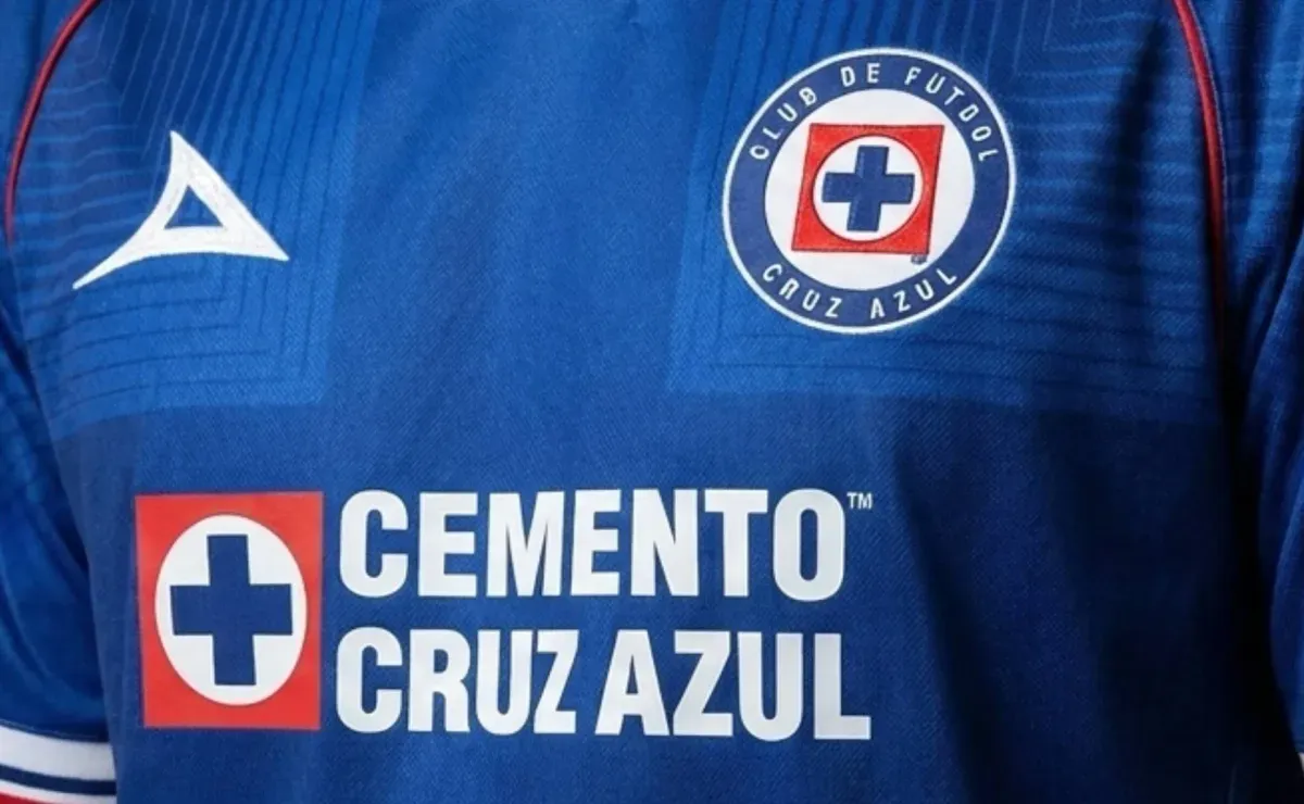 Cruz Azul tendría nuevo uniforme para la Intercontinental: ¿Qué publicidad llevará?