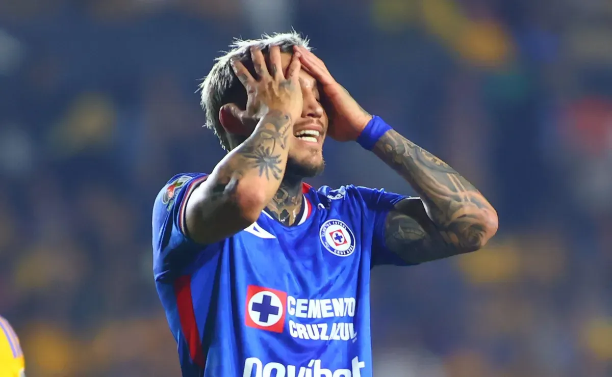 ¡No se vio en tv! Así fue la salida de Gonzalo Piovi del estadio tras derrota con Flamengo en Copa Intercontinental