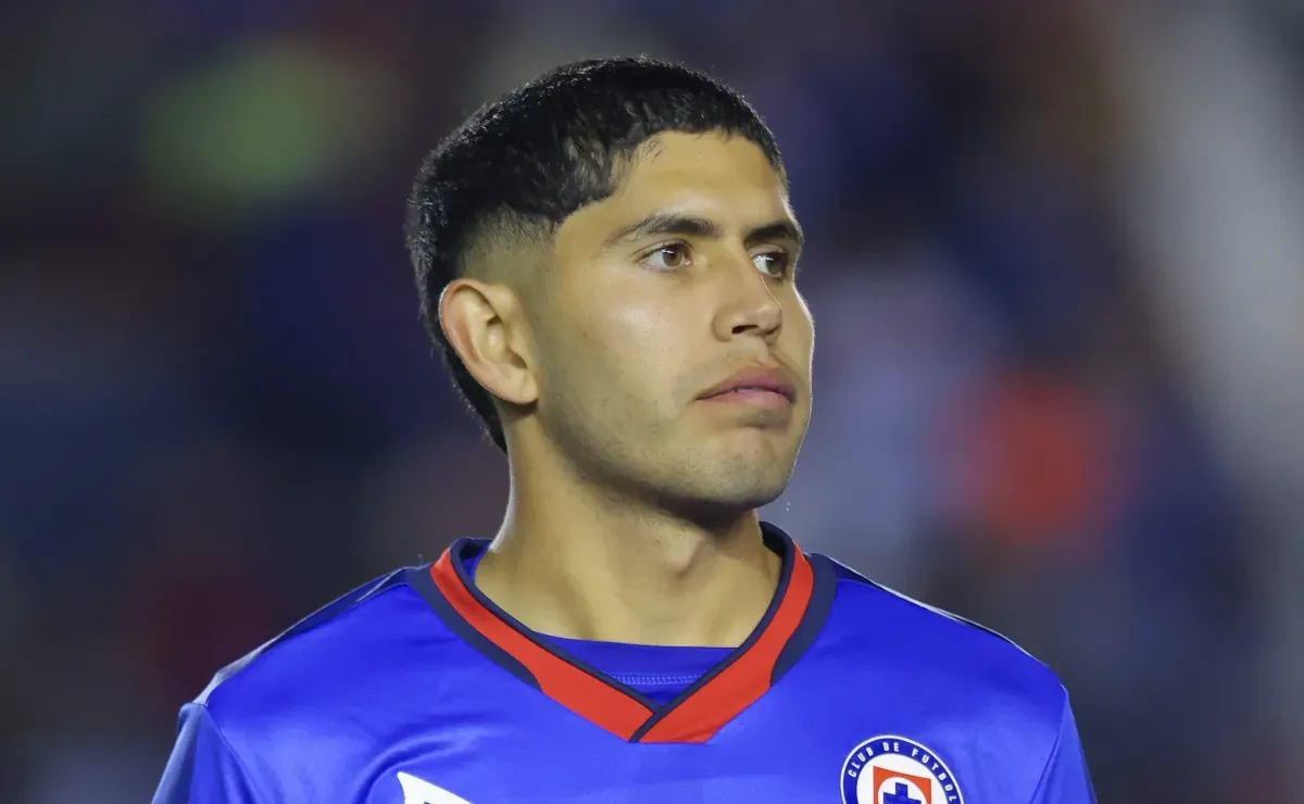 El gran borrado de Nicolás Larcamón en 2025: ¿Carlos Vargas puede dejar Cruz Azul en 2026?