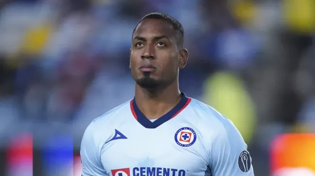 Tito Villa reveló que Willer Ditta es el mejor jugador de Cruz Azul (Imago 7)