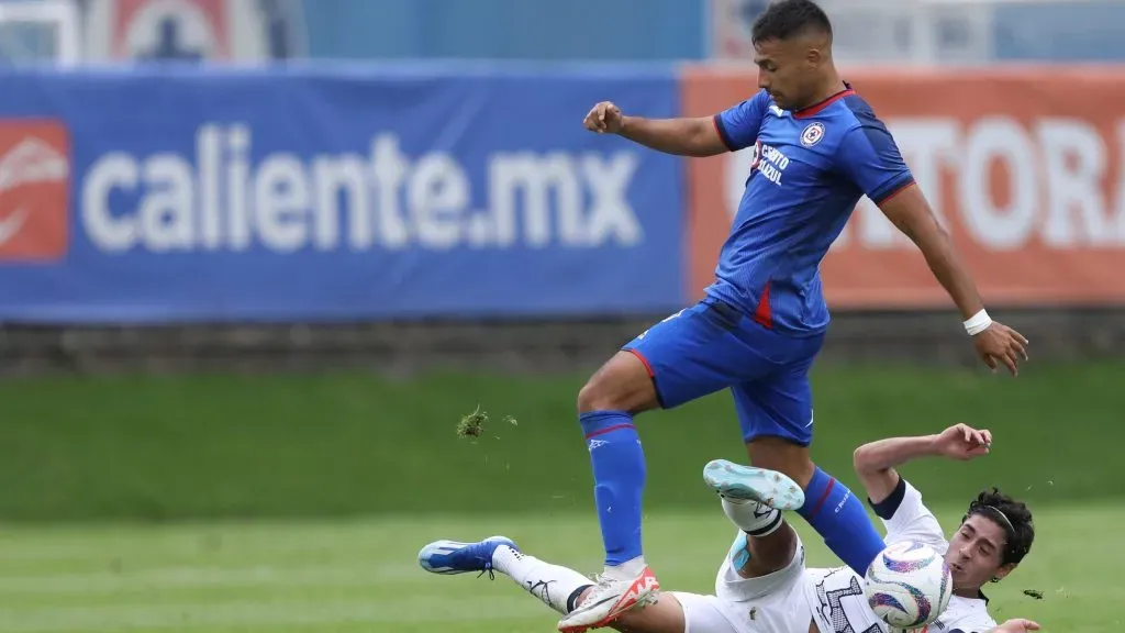 Iván Morales continúa con su sequía goleadora