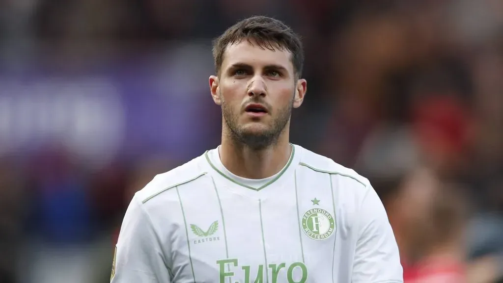 El internacional mexicano se ha convertido en el principal objeto de deseo de muchos clubes en Europa (Imago).