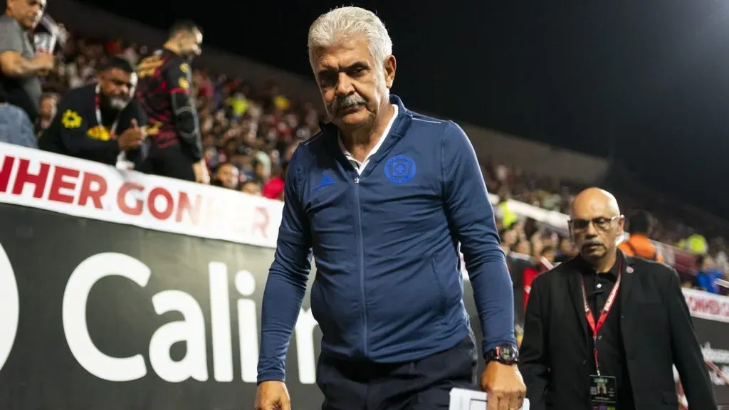 Ricardo Ferretti nunca pudo corregir el mal rumbo de la Máquina.