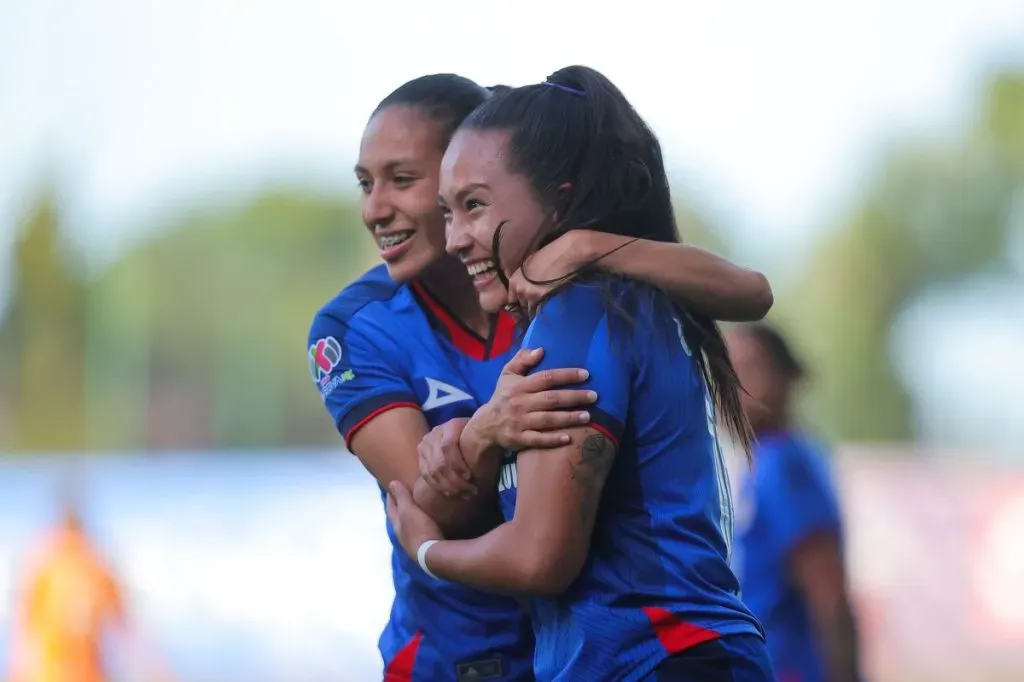 Daniela Monroy y Natalia Enciso quedaron fuera de Cruz Azul Femenil. (Foto: Imago7)