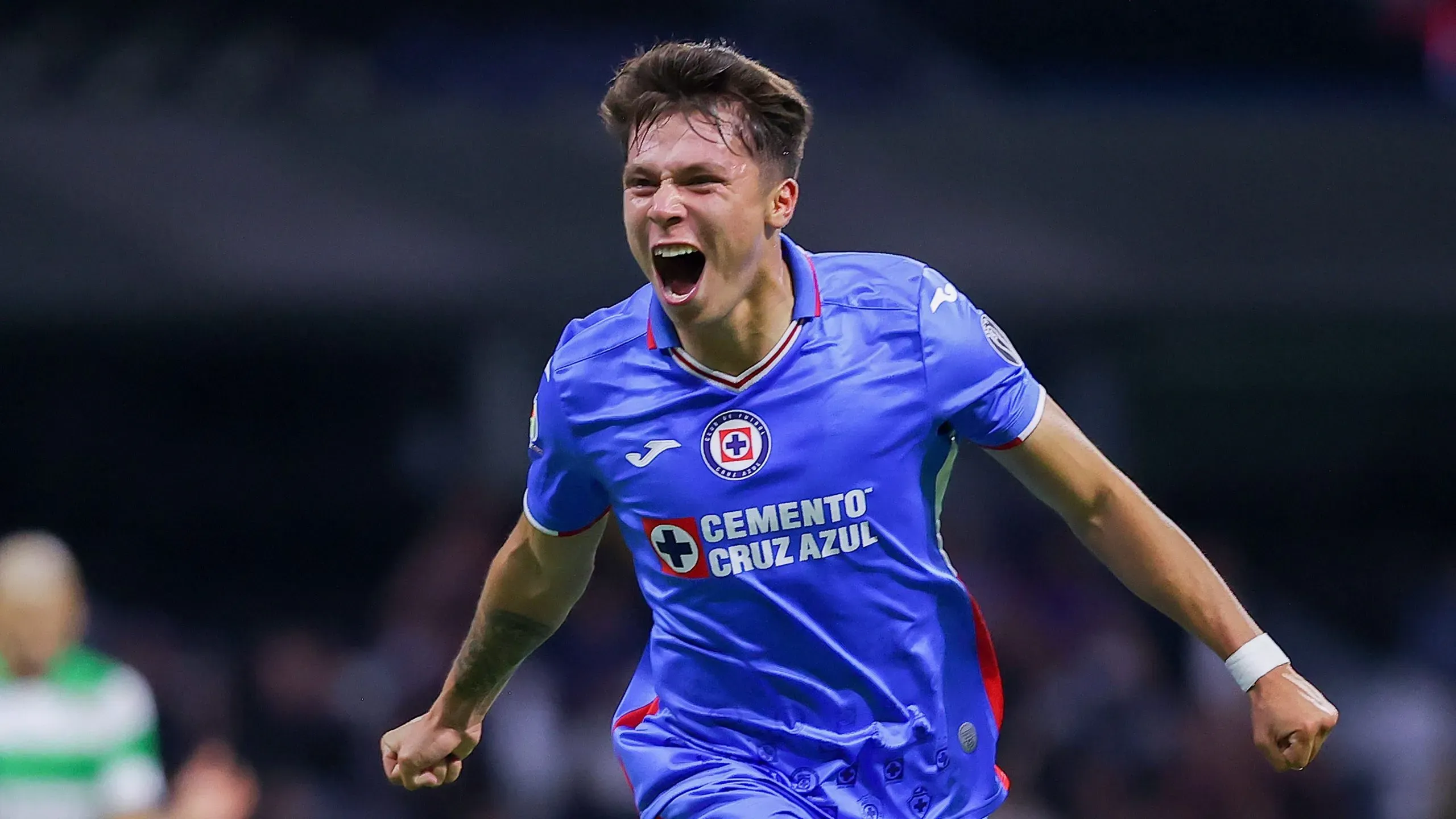 Rodrigo Huescas, en festejo de gol con Cruz Azul. (Imago 7)