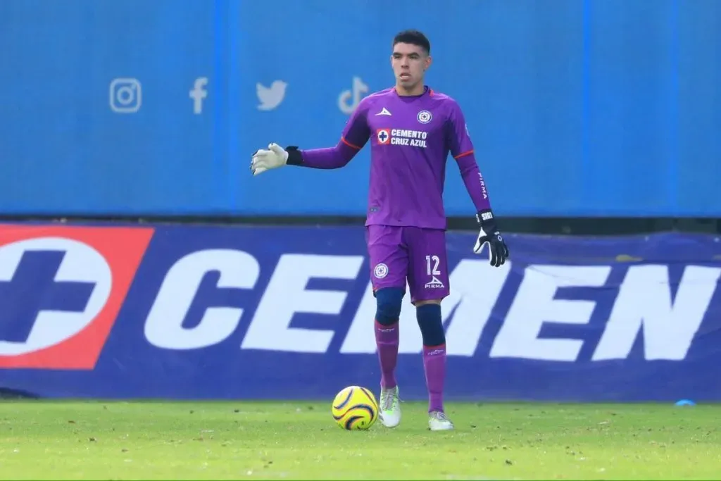 Luis Jiménez, joven portero de Cruz Azul.