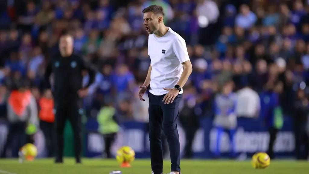 Martín Anselmi perdió en su debut con Cruz Azul