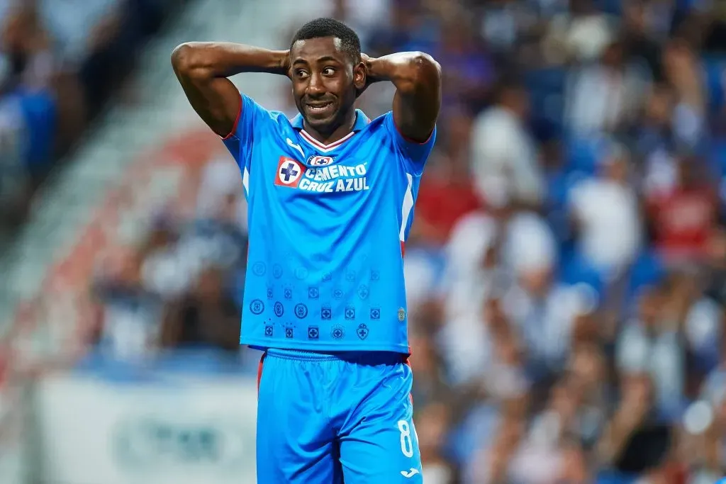 Carneiro no acabó por convencer durante su paso por Cruz Azul (Imago)