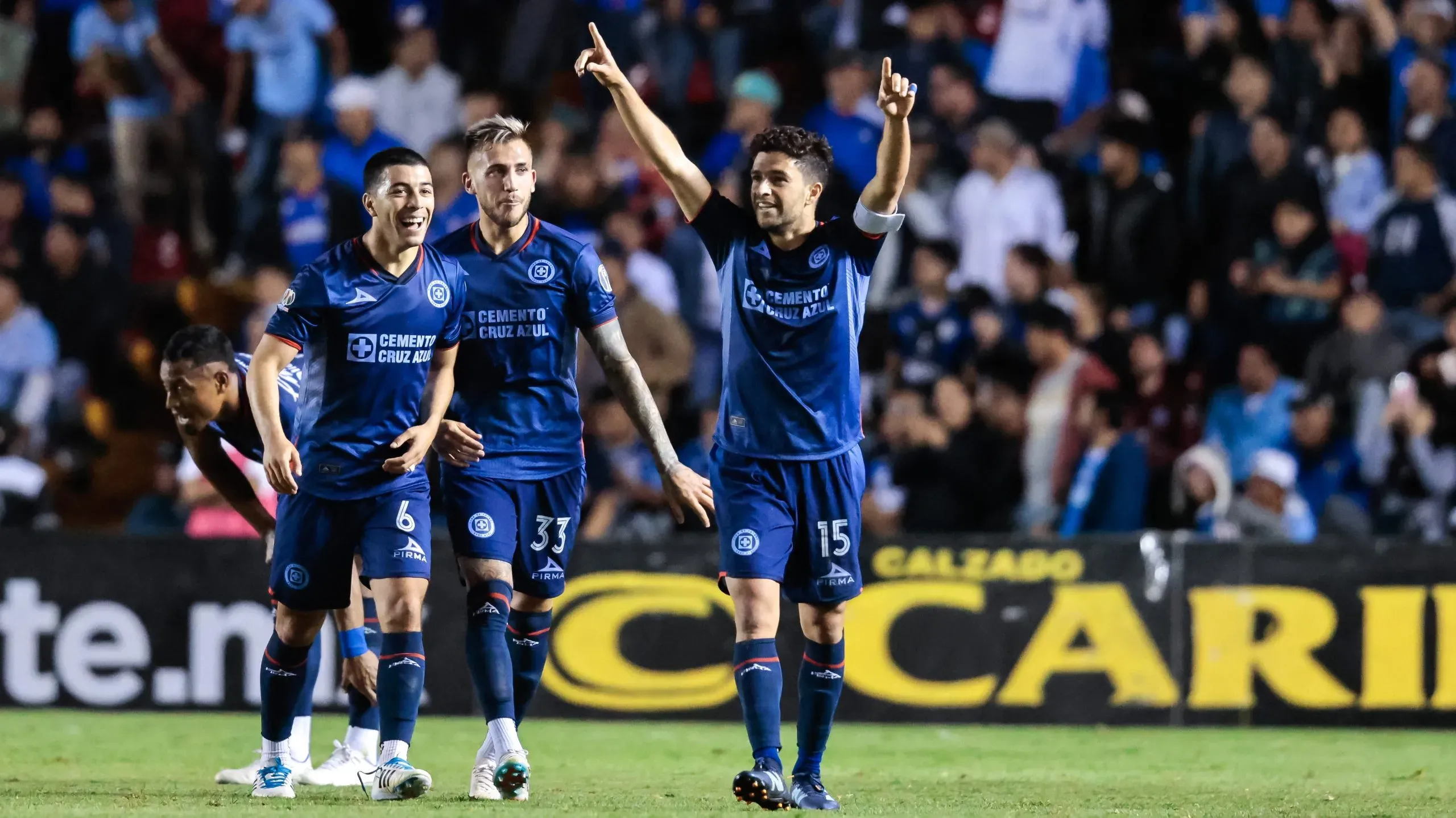 Cruz Azul ganó y está cerca de la cima. (Imago 7)
