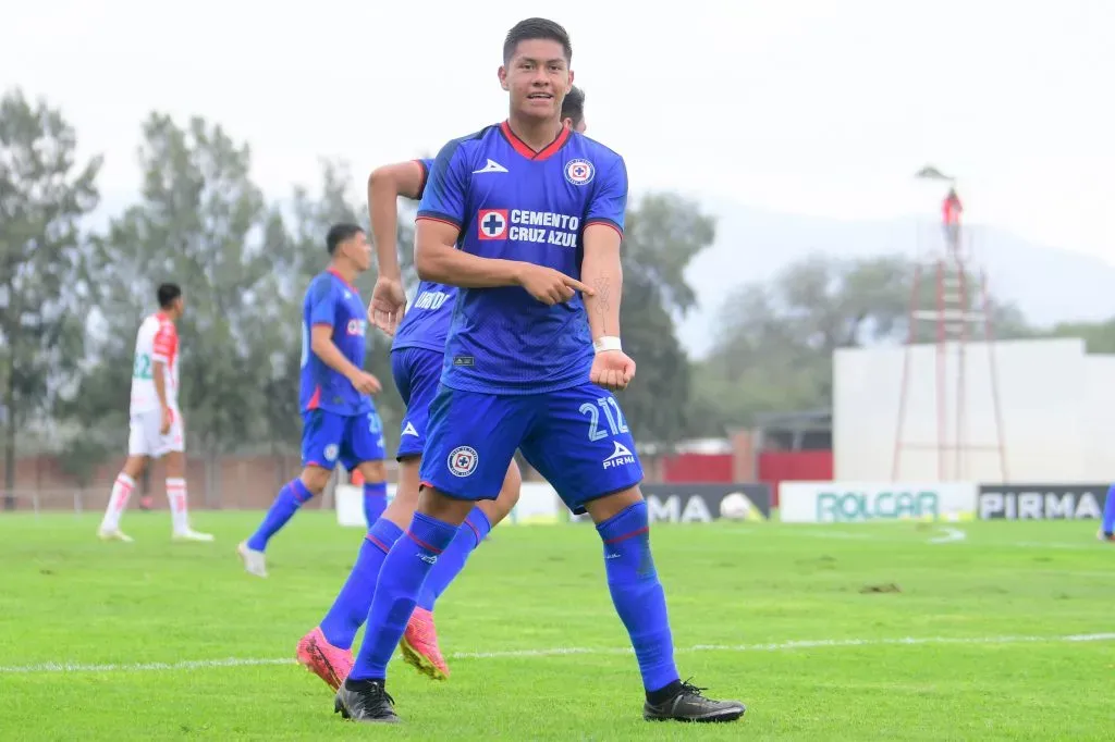 Víctor Taboada tendría la oportunidad de debutar en Cruz Azul (Imago 7)