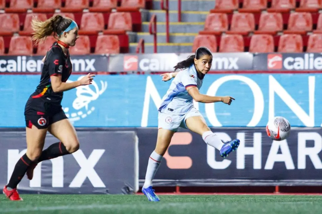 Ximena Ríos, jugadora de Cruz Azul Femenil.