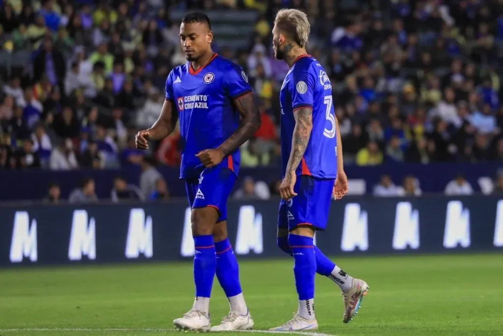 Willer Ditta, defensa colombiano de Cruz Azul.