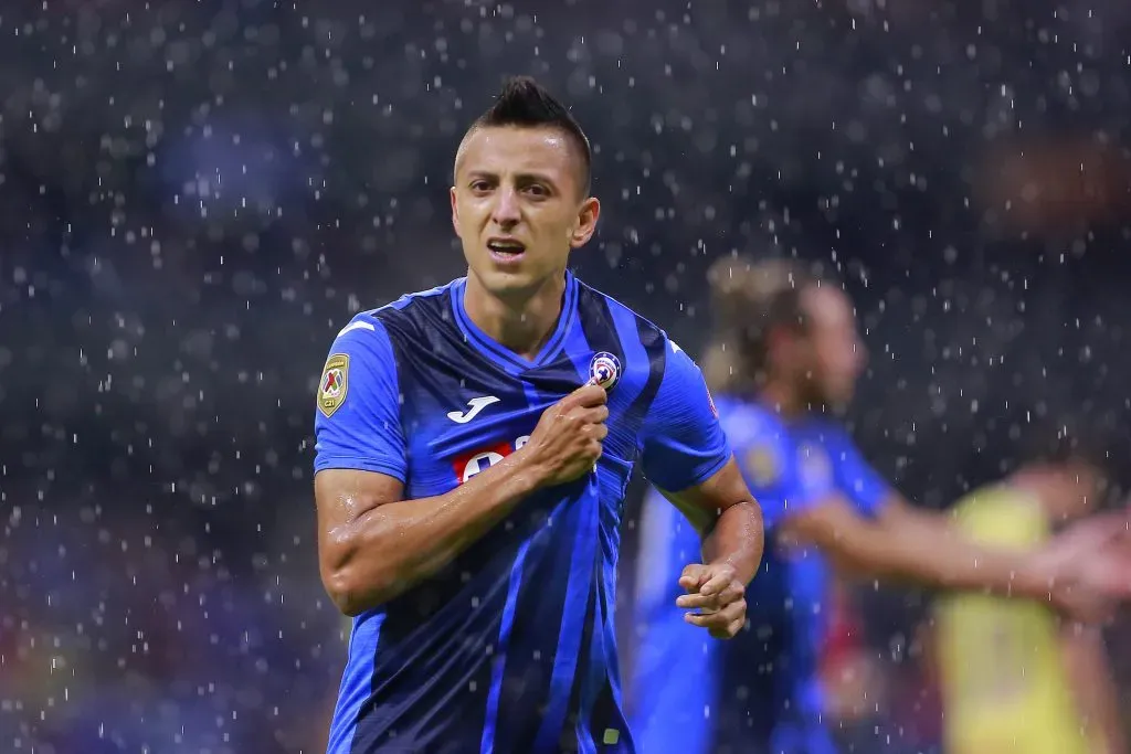 Roberto Alvarado reveló cómo se generó su salida de Cruz Azul (Jam Media)