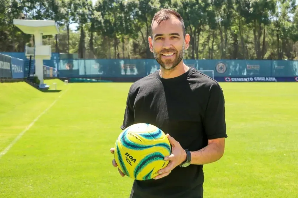 César Delgado, ex astro de Cruz Azul.