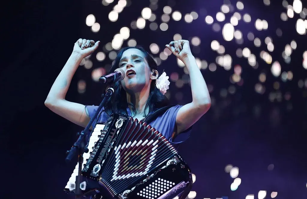 ¿Por qué Julieta Venegas no estuvo presente en el Estadio Azul? (Imago)
