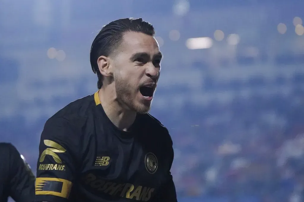 Cruz Azul lanzó una oferta para cerrar el fichaje de Canelo Angulo (Imago 7)