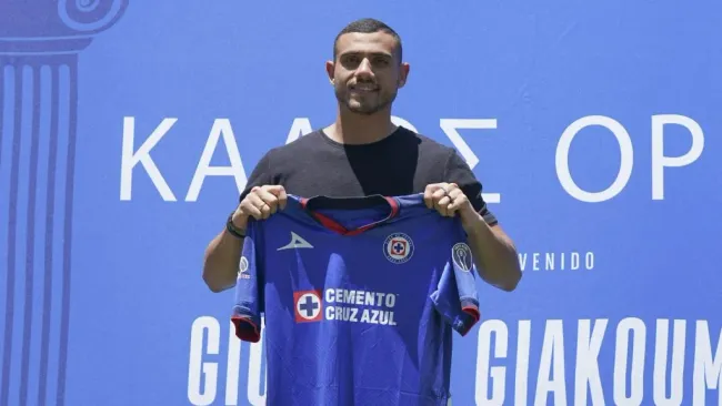 El griego se convirtió en el primer fichaje de los cementeros de cara al próximo Apertura 2024. (Imago 7)