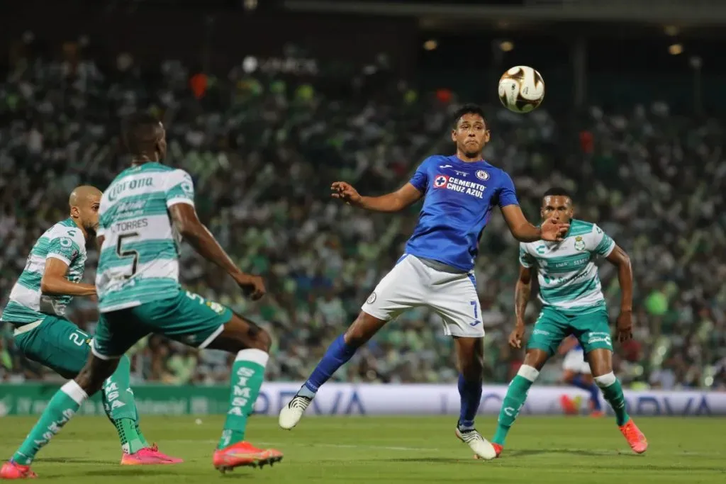 Luis Romo fue pieza clave de Cruz Azul en la Final del Guardianes 2021. (Foto: Imago7)