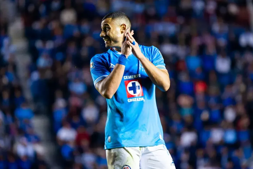 El fichaje que tumbó Martín Anselmi por Giorgos Giakoumakis (Imago 7)