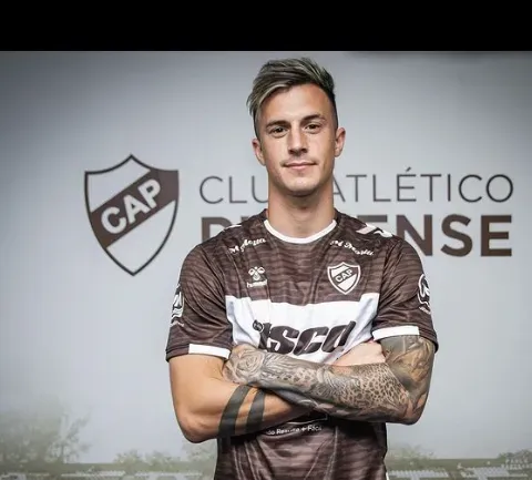 Lotti con sus nuevos colores (Platense)