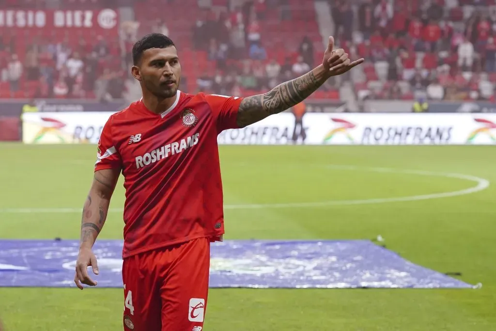 La decisión que tomó Cruz Azul ante el inminente regreso de Juan Escobar (Imago 7)
