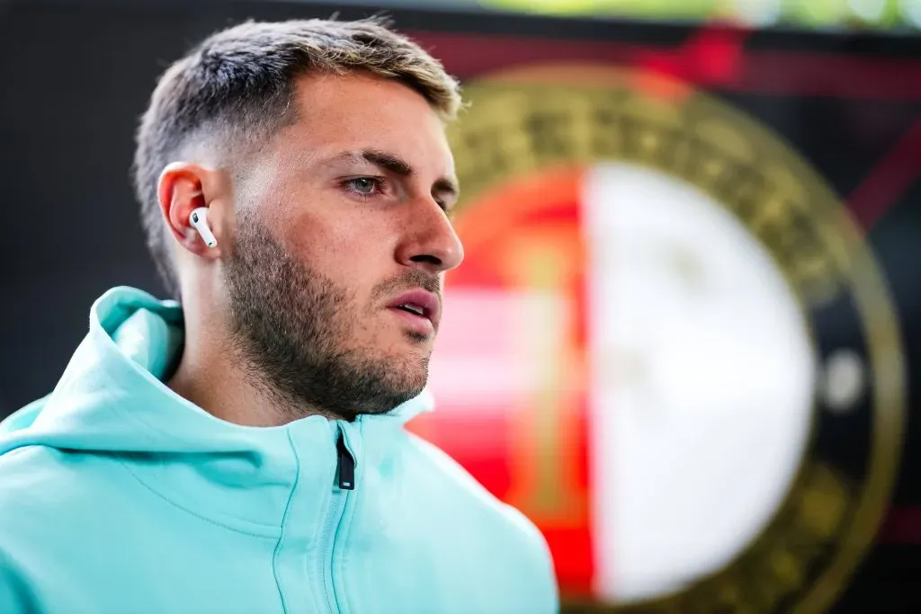 La postura de Santi Giménez ante el interés del Bayer Leverkusen (Imago)