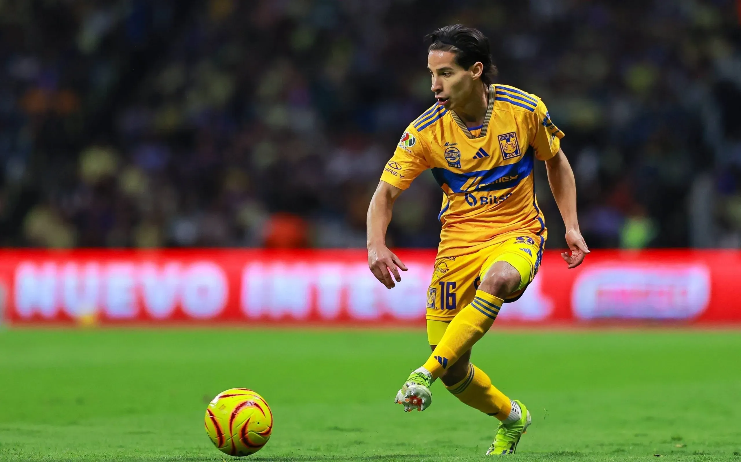 Diego Lainez, ¿una posibilidad para Cruz Azul? (IMAGO)