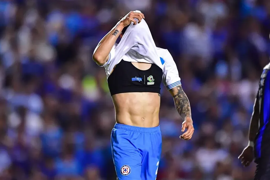 La pésima noticia que recibió Cruz Azul en la previa al Clásico Joven (Imago)