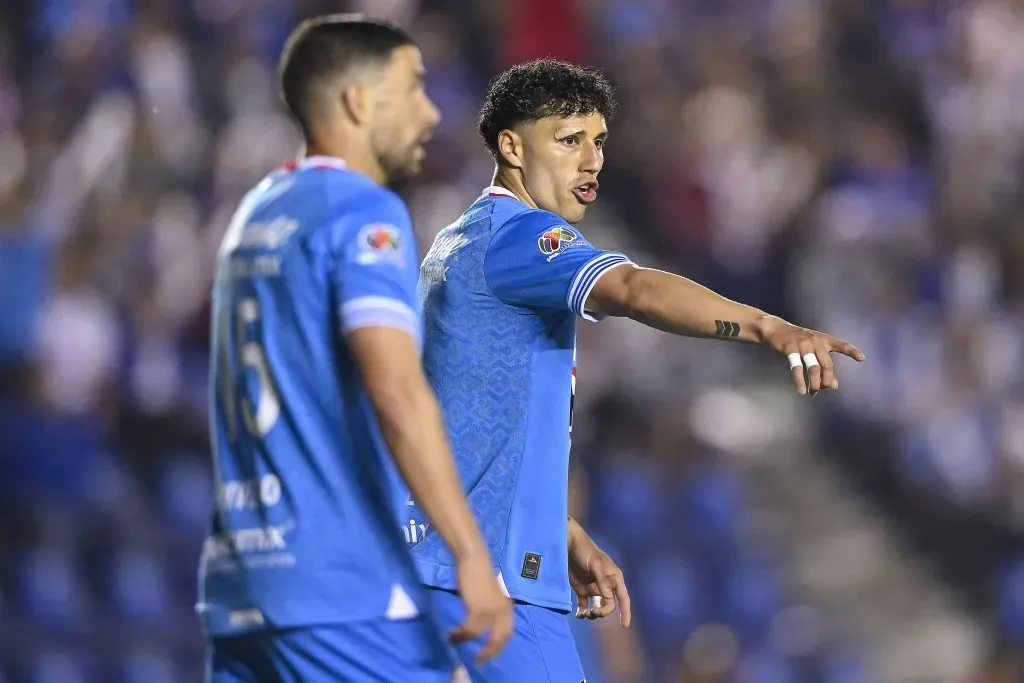 Nacho Rivero destacó la tarea de Jorge Sánchez como central (Imago 7)