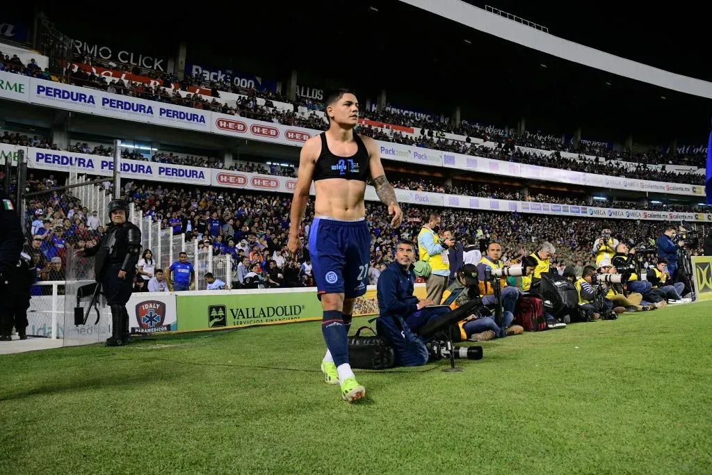 Toro Fernández podría jugar con el primer equipo de Cruz Azul (Imago 7)