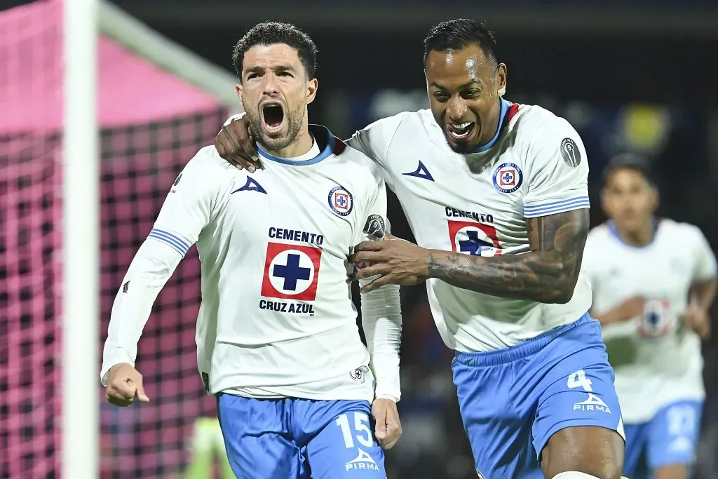 Nacho Rivero llegó a 13 goles con la playera de la Máquina Cementera (Imago7)