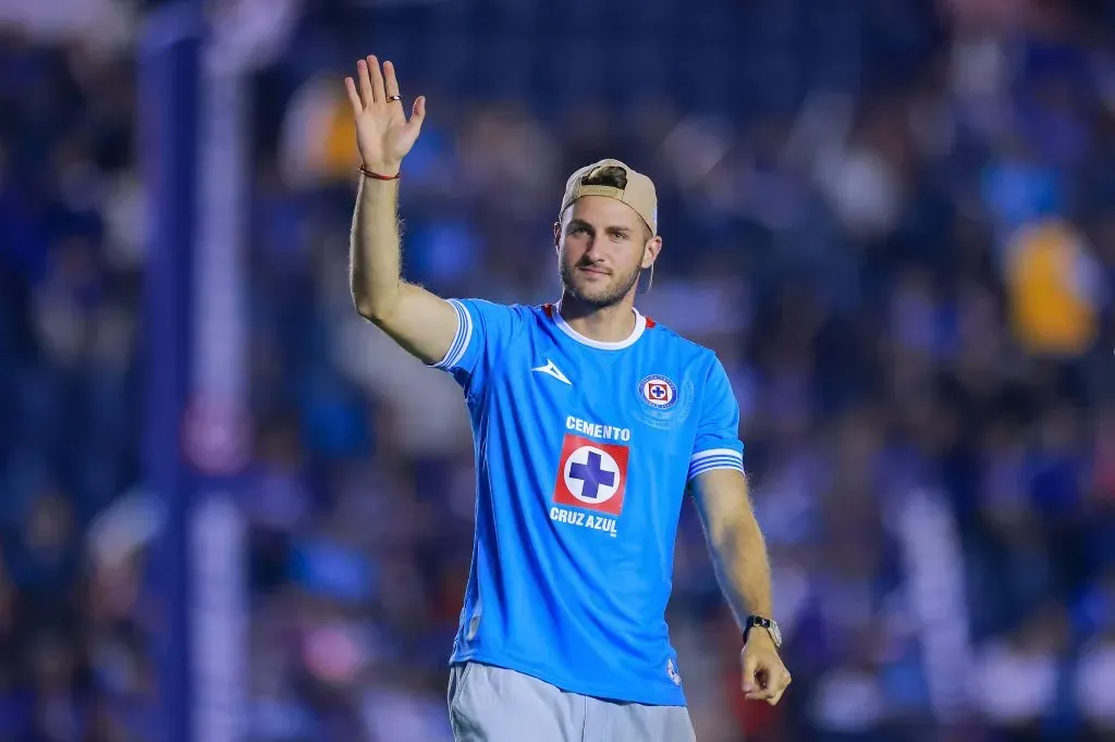 Santi Giménez pronosticó la Décima para Cruz Azul en el Apertura 2024 (Imago 7)
