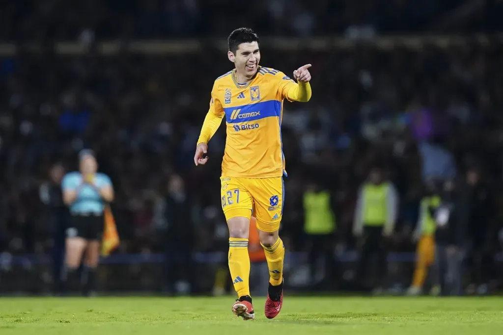 Cruz Azul tendría facilidades para fichar a Jesús Angulo (Imago 7)