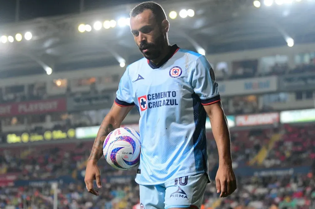 El jugador que más necesitó Martín Anselmi en Cruz Azul y que dejó ir en el mercado. Lado.mx El jugador que más necesitó Martín Anselmi en Cruz Azul y que dejó ir en el mercado. Noticias en tiempo real