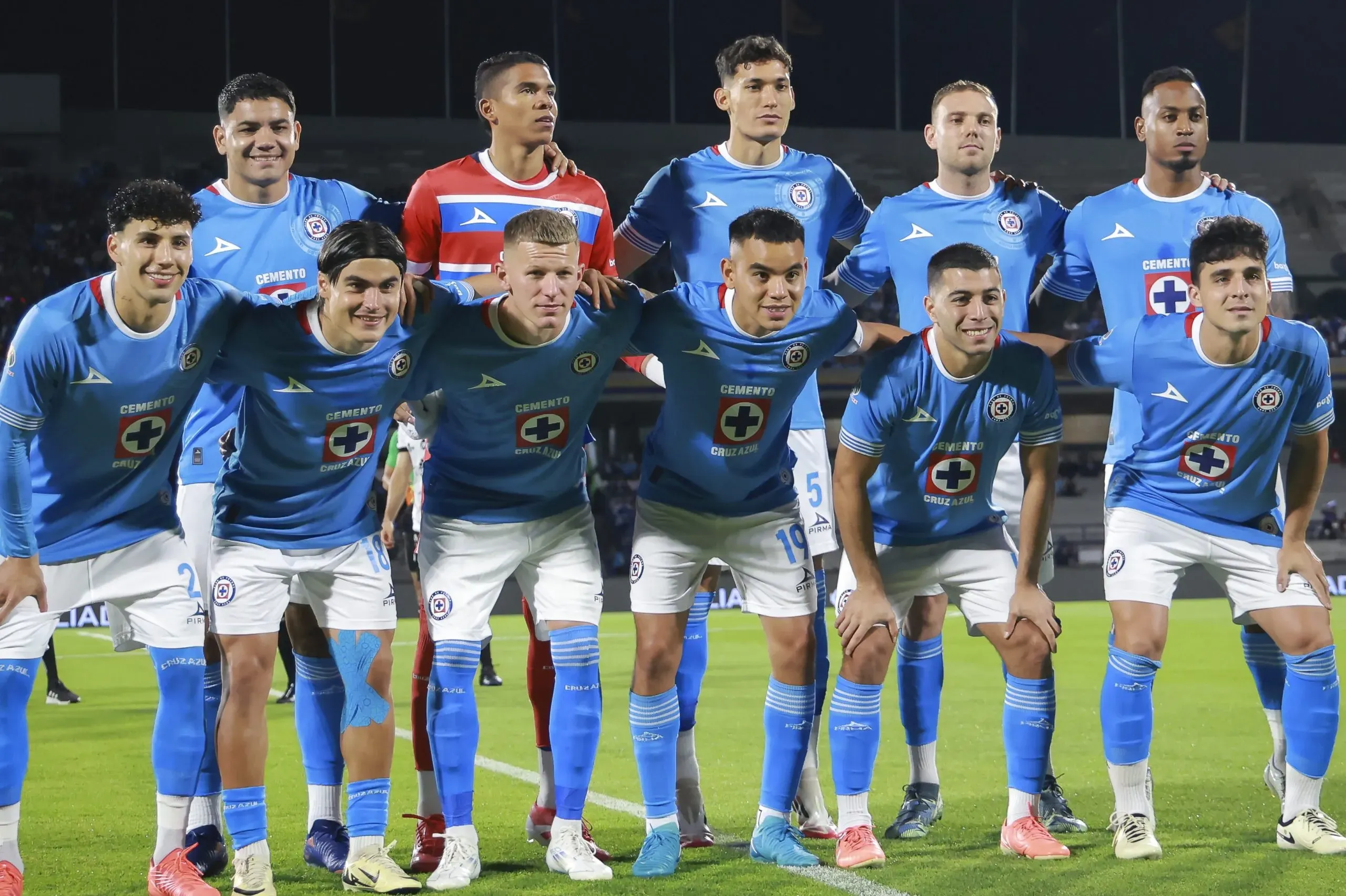 El equipo de Cruz Azul que jugó ante Querétaro. (Imago 7)