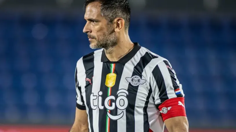 Santa Cruz sigue más que vigente a sus 43 años (Getty Images).