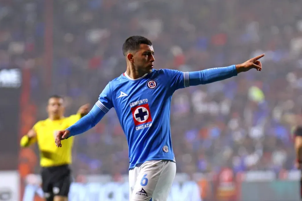 La nueva cláusula de salida de Erik Lira para la Liga MX (Imago 7)