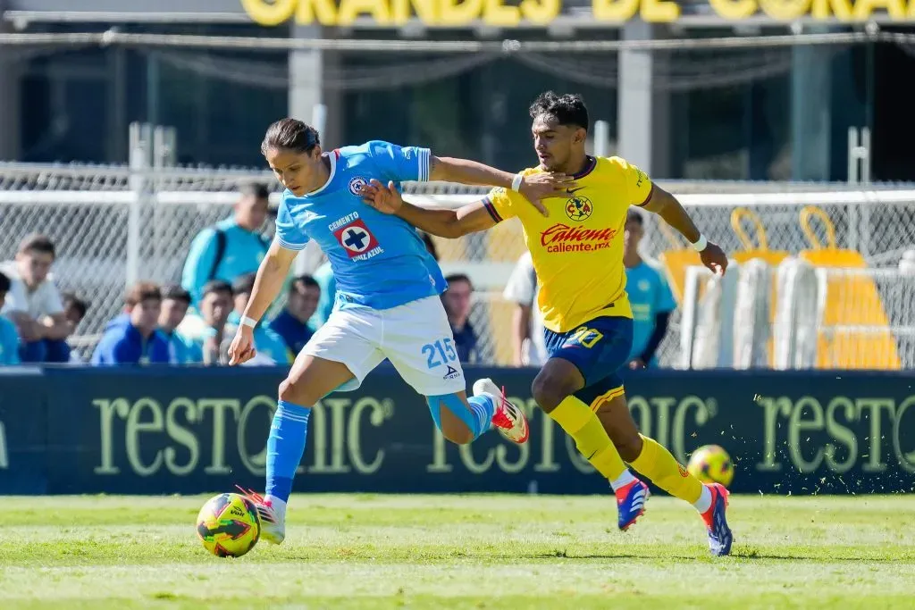 Lo fichó Iván Alonso, se lesionó y ahora le dio el triunfo a Cruz Azul (Imago 7)