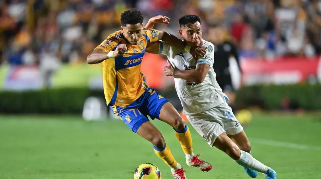 Mauricio Culebro expuso lo que nadie esperaba sobre el Tigres vs. Cruz Azul (Imago 7)