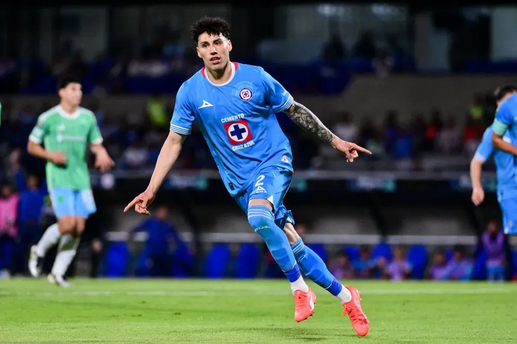 Jorge Sánchez podría dejar Cruz Azul y volver al futbol europeo (Imago 7)
